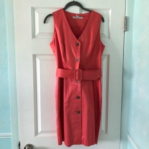Sleeveless belted coat dress